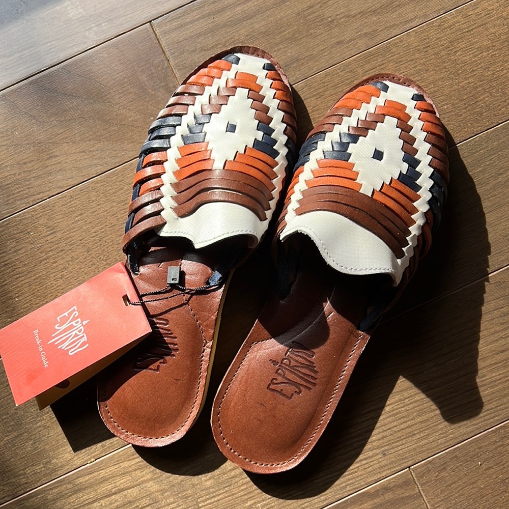 COPY - Espiritu slip on